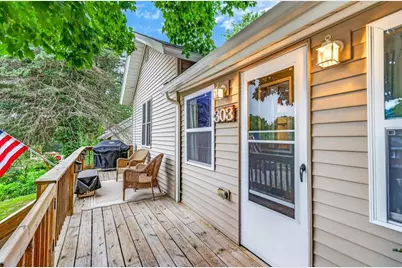 303 E State Street, Albany, WI 53502 - Photo 4