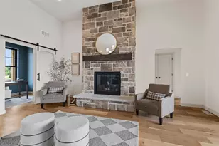 6811 Angelica Trl, Sun Prairie, WI 53590 - Photo 18
