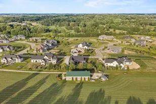 6811 Angelica Trl, Sun Prairie, WI 53590 - Photo 86
