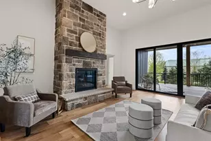 6811 Angelica Trl, Sun Prairie, WI 53590 - Photo 2