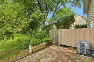 95 S Lakewood Gdns Ln, Madison, WI 53704 - Photo 32