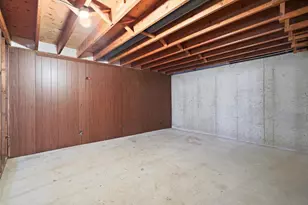 1913 Windom Way, Madison, WI 53704 - Photo 32