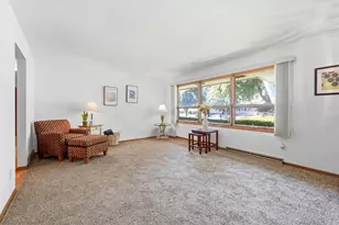 1913 Windom Way, Madison, WI 53704 - Photo 4