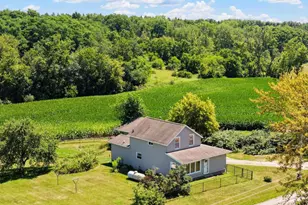 690 Hwy 14, Oregon, WI 53575 - Photo 2