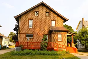 812 S Locust Ave, Freeport, IL 61032 - Photo 30