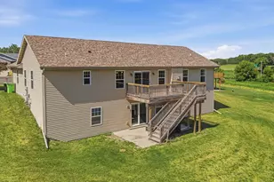 105 Honeycrisp Dr, Beaver Dam, WI 53916 - Photo 30