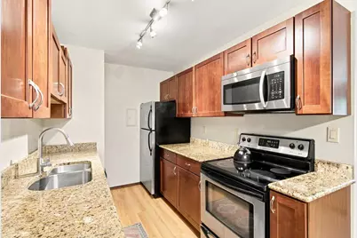 7429 Old Sauk Road #302, Madison, WI 53717 - Photo 12