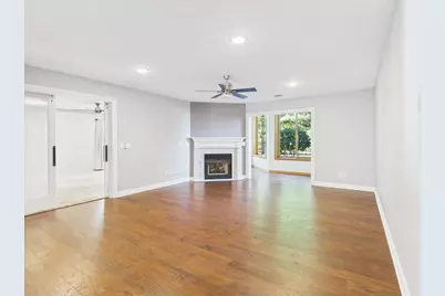 5383 Mariners Cove Drive #405, Madison, WI 53704 - Photo 14