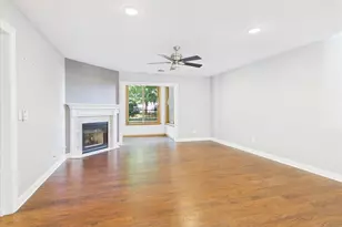 5383 Mariner's Cove Dr, Madison, WI 53704 - Photo 16