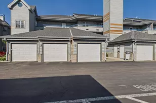 5383 Mariner's Cove Dr, Madison, WI 53704 - Photo 70