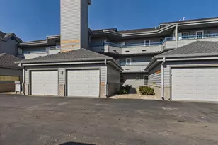 5383 Mariner's Cove Dr, Madison, WI 53704 - Photo 76