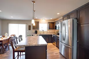 6040 Saturn Dr, Madison, WI 53718 - Photo 16