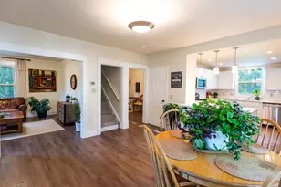 140 Windsor St, Sun Prairie, WI 53590 - Photo 2