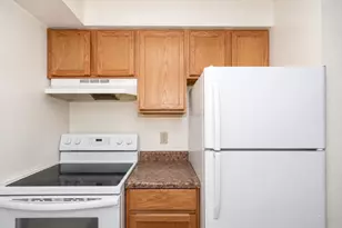 1725 Onsgard Rd, Madison, WI 53704 - Photo 14