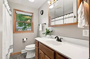 350 E Kohler St, Sun Prairie, WI 53590 - Photo 28