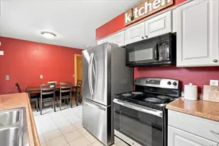 350 E Kohler St, Sun Prairie, WI 53590 - Photo 14