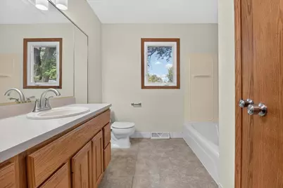 924 Buena Vista Drive, Sun Prairie, WI 53590 - Photo 14