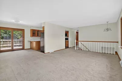 924 Buena Vista Drive, Sun Prairie, WI 53590 - Photo 6