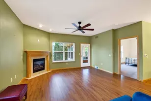 739 Clardell Dr, Sun Prairie, WI 53590 - Photo 10