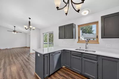 1030 Carriage Drive, Sun Prairie, WI 53590 - Photo 14