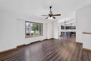 1030 Carriage Dr, Sun Prairie, WI 53590 - Photo 6