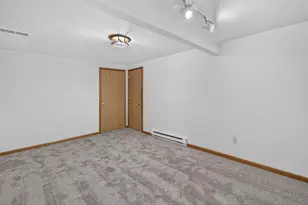 1030 Carriage Dr, Sun Prairie, WI 53590 - Photo 30