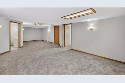 1030 Carriage Drive, Sun Prairie, WI 53590 - Photo 28