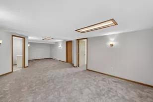 1030 Carriage Dr, Sun Prairie, WI 53590 - Photo 28