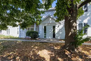 905 Harbor House Dr, Madison, WI 53719 - Photo 4