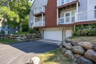 905 Harbor House Dr, Madison, WI 53719 - Photo 2