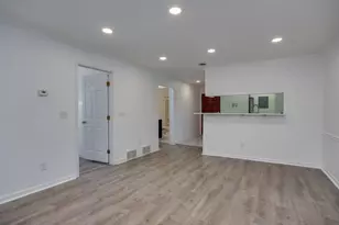 905 Harbor House Dr, Madison, WI 53719 - Photo 8