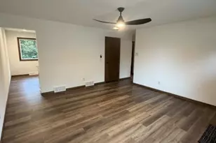 5802 Sauk Ln, Mcfarland, WI 53558 - Photo 6