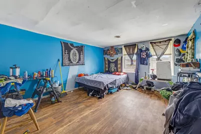 500 W Arthur Avenue, Milwaukee, WI 53207 - Photo 2
