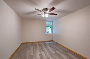 8206 Starr Grass Dr, Madison, WI 53719 - Photo 14
