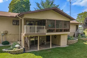 S2970 Golf Course Rd, Reedsburg, WI 53959 - Photo 6