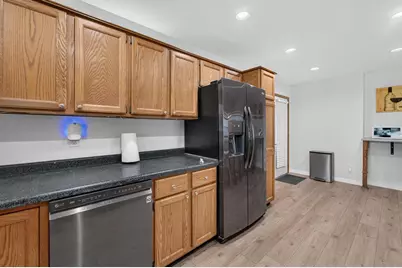 405 Lexington Drive, Waunakee, WI 53597 - Photo 8