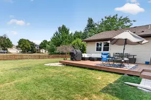 405 Lexington Dr, Waunakee, WI 53597 - Photo 32