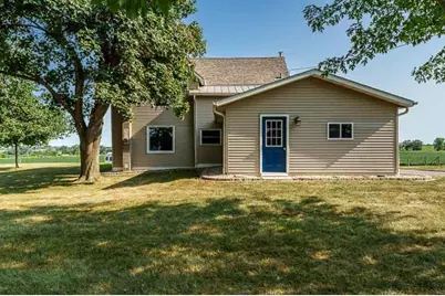 14920 W Ahara Road, Janesville, WI 53536 - Photo 2