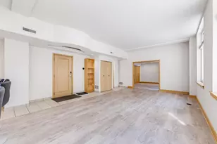 741 N Milwaukee St, Milwaukee, WI 53202 - Photo 6