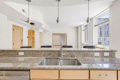 741 N Milwaukee Street #203, Milwaukee, WI 53202 - Photo 12