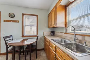 201 W Burns St, Portage, WI 53901 - Photo 14