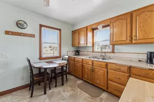 201 W Burns St, Portage, WI 53901 - Photo 12