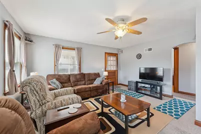 201 W Burns Street, Portage, WI 53901 - Photo 10