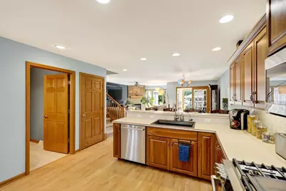 819 Berry Street, Stoughton, WI 53589 - Photo 16