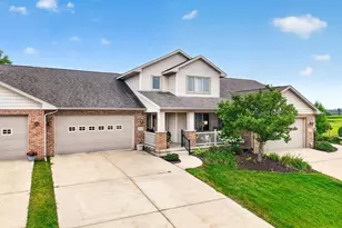 819 Berry St, Stoughton, WI 53589 - Photo 2