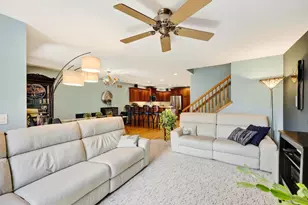 819 Berry St, Stoughton, WI 53589 - Photo 6