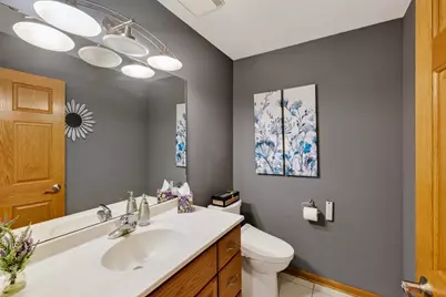 819 Berry Street, Stoughton, WI 53589 - Photo 20