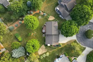 2524 Carriedale Ct, Fitchburg, WI 53711 - Photo 40