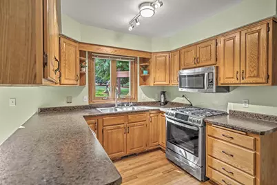 2524 Carriedale Court, Fitchburg, WI 53711 - Photo 4
