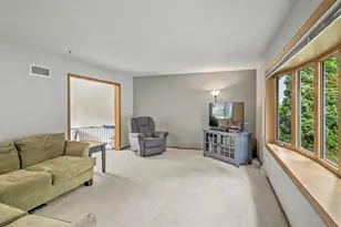 2524 Carriedale Ct, Fitchburg, WI 53711 - Photo 10